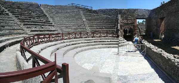 odeon theater at pompeii